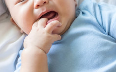 外婆掛住打麻雀 11個月大女嬰誤吞糖果鯁喉亡 　　