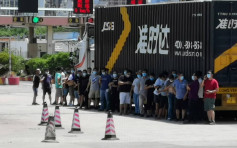 深圳珠海突收緊入境要求 回港跨境貨車司機數量逼爆口岸