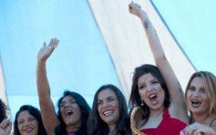 巴西里约女子监狱举办选美大赛 胜出者得风扇称「非常幸福」