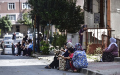 土耳其伊斯坦堡5.7级地震　居民：整座城市都在摇  