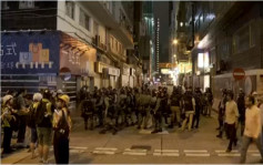 警员跑出尖沙嘴警署大举搜捕示威者 多人被制服