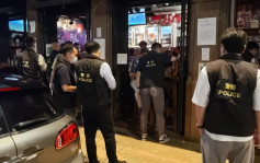 警突击巡查铜锣湾酒牌场所 1负责人遭检控2客收告票