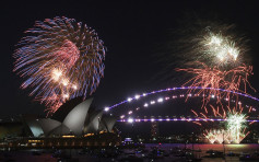 澳纽率先踏入2022 璀璨灯光烟火迎接新年