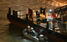 匈牙利多瑙河游船相撞翻侧 至少7死19失踪