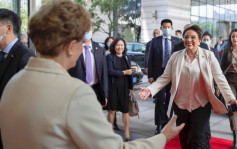 洪都拉斯總統卡斯特羅訪上海  提出加入金磚國家新開發銀行