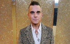 一家六口加勒比海度假       Robbie Williams確實新冠肺炎情況嚴重