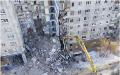 俄爆天然氣致塌樓共39死 埋35小時男嬰獲救