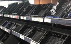 逾40國落閘糧食恐短缺 英國民眾超市搶購日用品