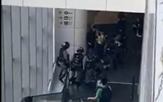 【大三罢】观塘APM市民与警对骂  2男女被带走