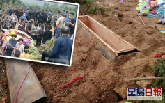 貴州男多次拒絕火化母親遺體 鎮長率200人開棺帶走遺體