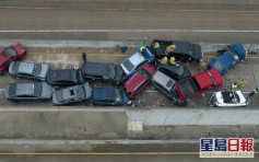 美國德州公路逾130輛車連環相撞 6死數十人傷