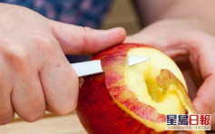 Juicy叮｜港女想食蘋果竟叫同事幫手切 理由是「成個咬唔lady」