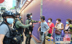 【九龍區遊行】西洋菜南街示威者對峙 警多次發射胡椒彈