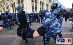 俄罗斯民众上街声援纳瓦尔尼 逾三千人被警察扣留