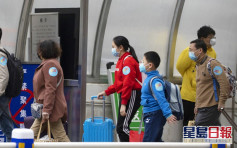 中国驻美大使馆：优先安排包机接未成年留学生回国