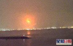 杜拜港口一艘貨輪發生爆炸 冒出巨大火球