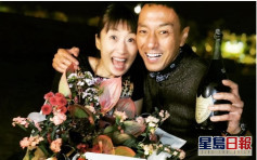 姜皓文與太太殷寧慶祝結婚22周年：定必要你繼續幸福下去