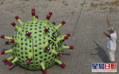 印度男子为宣传防疫打造「新冠病毒车」