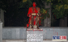 意大利著名记者雕像被泼红漆 米兰市长拒绝移走