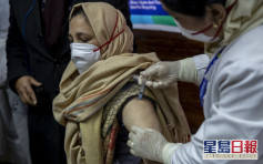 印度19万人首日接种新冠疫苗 首都51人出现不良反应