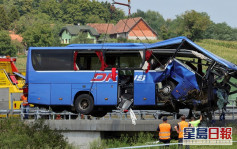 波兰朝圣团巴士克罗地亚遇车祸 酿12死31伤 
