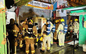 油麻地尼泊爾雜物店冒煙 消防開喉救熄無人傷