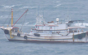 陸海警扣押台灣漁船   5船員涉非法捕撈遭刑拘