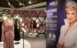 「戴安娜王妃收藏」拍賣品4.18起K11 MUSEA展出  經典訪港套裝重現眼前