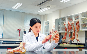 劍擊女將讀中醫冀助運動員保健