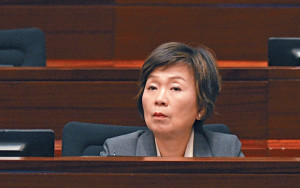教局：不宜放寬非本地生自費讀公營校