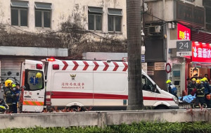 澳門男子持刀傷人案 司警：疑犯曾多區徘徊犯案前買刀 被捕後精神異常