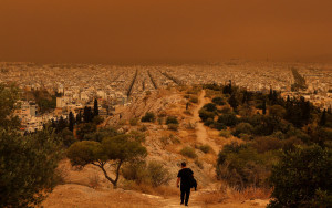北非沙塵暴籠罩  雅典變橙色