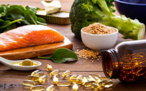 魚油富含omega-3  但有研究指健康成人服用或增中風與心臟病風險