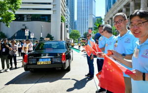 國慶名車巡遊︱港珠澳大橋8月雙向車流量40萬車次  林世雄：創歷史新高