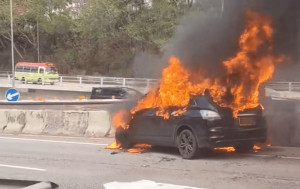 葵涌私家車陷火海燒淨支架 司機2乘客跳車逃生有驚無險