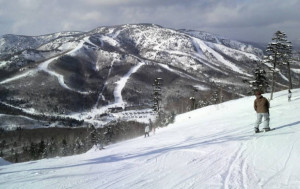 遊日注意︱中國遊客離奇暈倒滑雪場心肺驟停  粉雪係「兇手」？