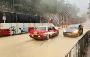 天文台 ‧ 持續更新｜強雷雨帶已遠離  土力處接15宗山泥傾瀉報告集中西貢將軍澳