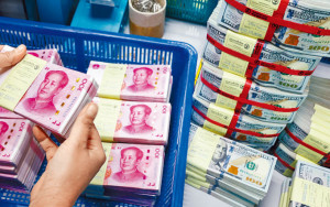 中国5月外汇储备按月跌0.9% 连续7个月增持黄金