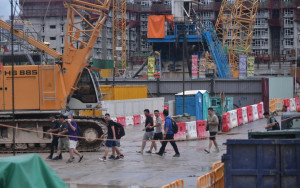 宋皇臺出口沉降｜房署 : 僅服務設施大樓受影響  啟德住宅大廈可繼續打樁