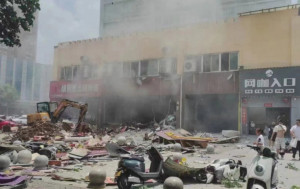 河南南陽辣湯店爆炸致20傷  官方：管理公司維修水管破壞燃氣管︱有片