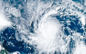颶風「貝麗爾」料增至4級 威脅加勒比海地區