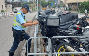 警沙田交通日打擊違反交通規例 發逾500張「牛肉乾」及傳票