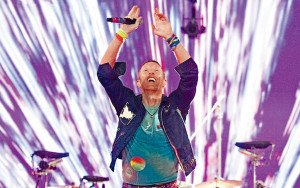 Coldplay与米高霍士Jam歌 感动全场