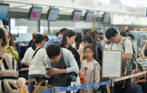 香港機場︱機管局：10月份客運量455萬人次 同比增21.3%