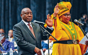 南非兩大黨組建聯合政府 總統勢連任