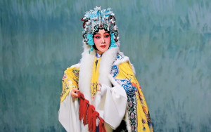 京劇女演員疑辱毛澤東「停演」