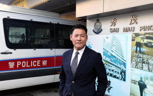 生日碰上國慶日 警民關係士沙細訴多年情