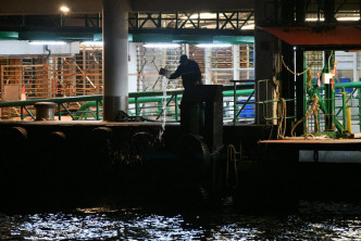 港九小轮已经加强清洁渡轮及码头。