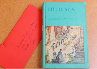 逾期多年未还的图书《小绅士》(Little Men)。网图