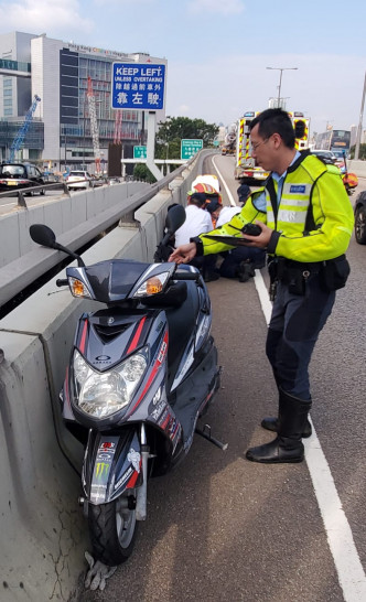 警员在场调查。 林思明摄